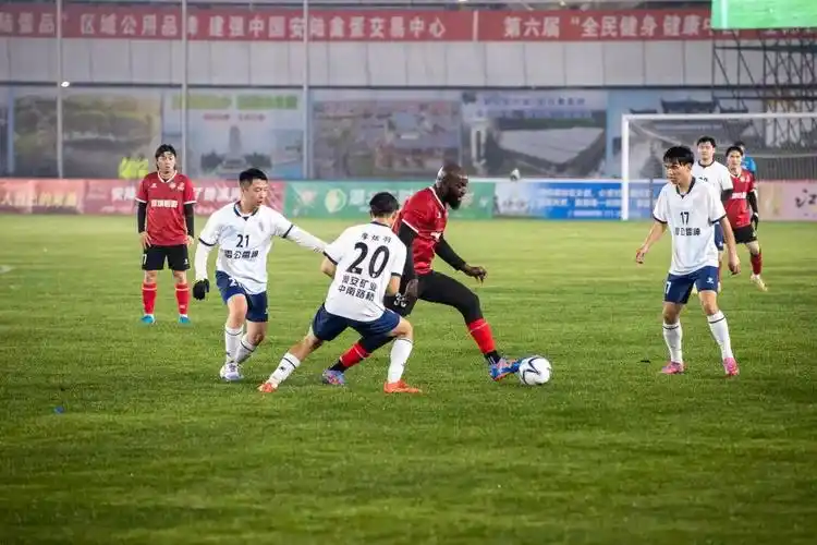 欧联杯：勒沃库森 VS 曼联